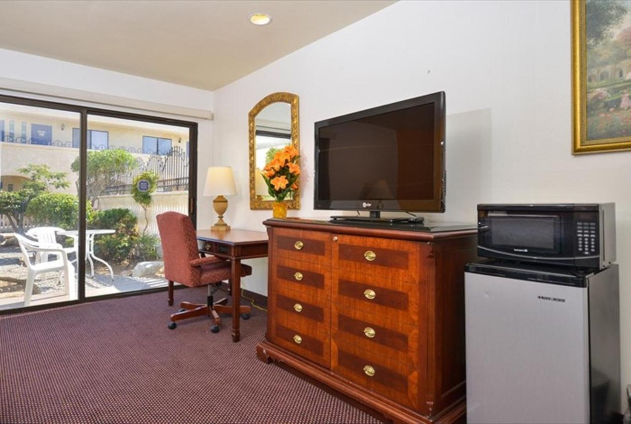 Americas Best Value Inn And Suites -Yucca Valley Eksteriør billede